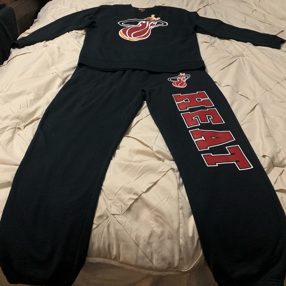 Sweatsuit 3X Pants and 3X Sweater